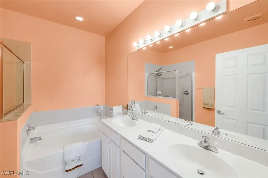 7755 Berkshire Pines Drive Naples FL 34104