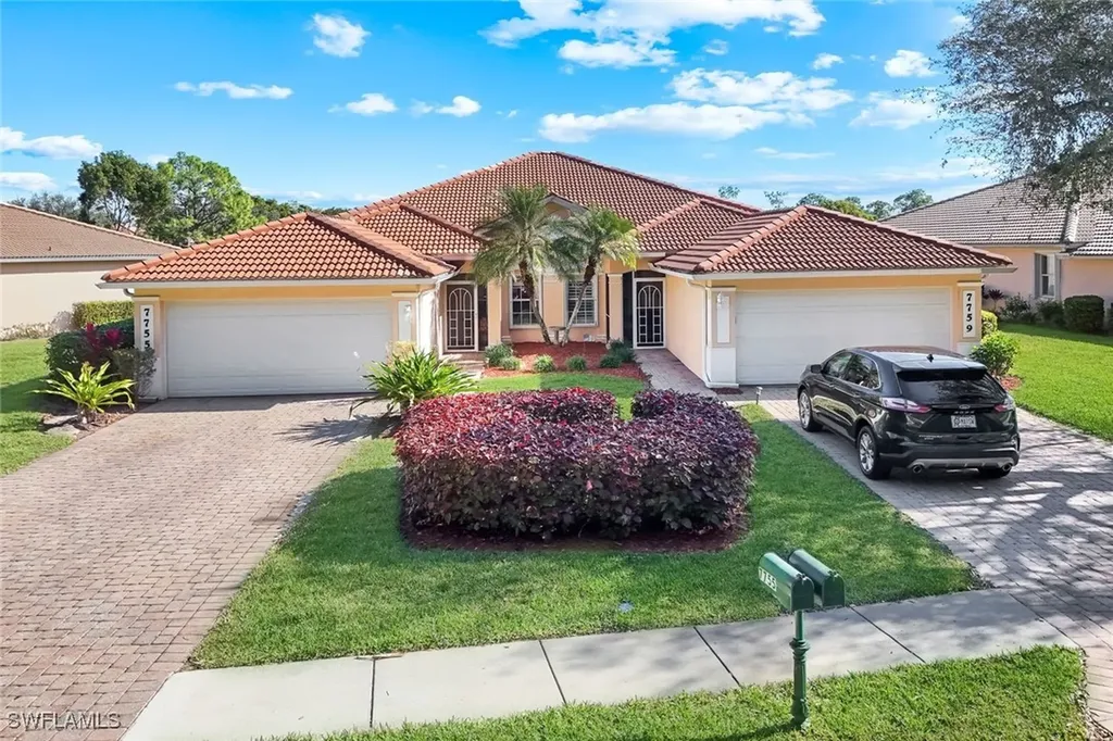 7755 Berkshire Pines Drive Naples FL 34104