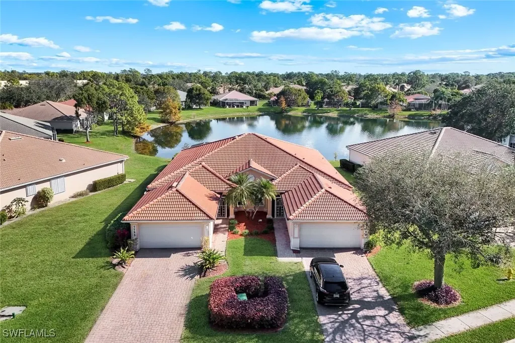 7755 Berkshire Pines Drive Naples FL 34104