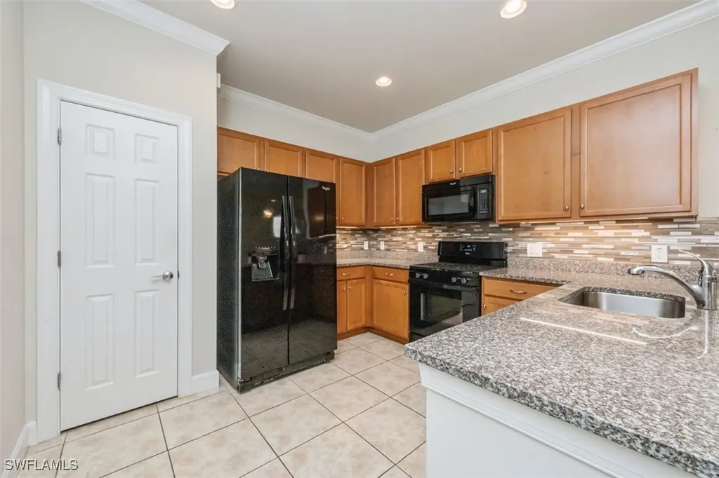 7176 Live Oak Drive Naples FL 34114