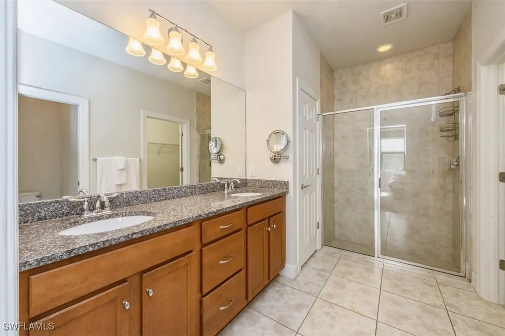 7176 Live Oak Drive Naples FL 34114