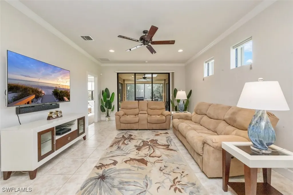 7176 Live Oak Drive Naples FL 34114