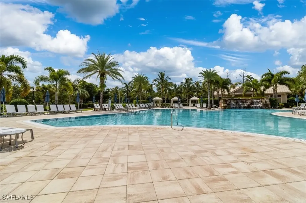 7176 Live Oak Drive Naples FL 34114