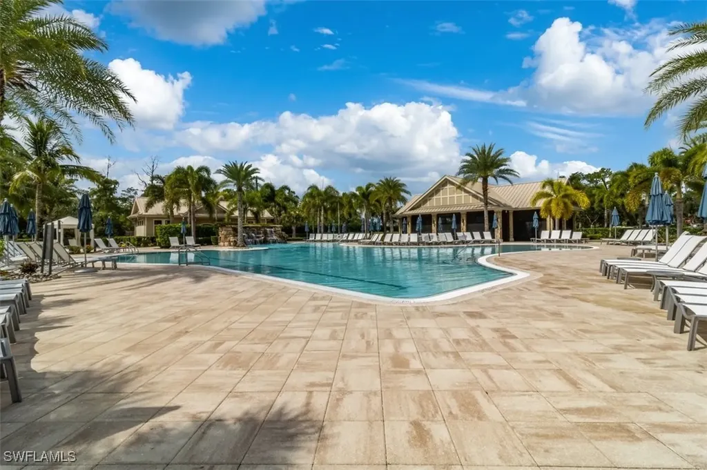 7176 Live Oak Drive Naples FL 34114