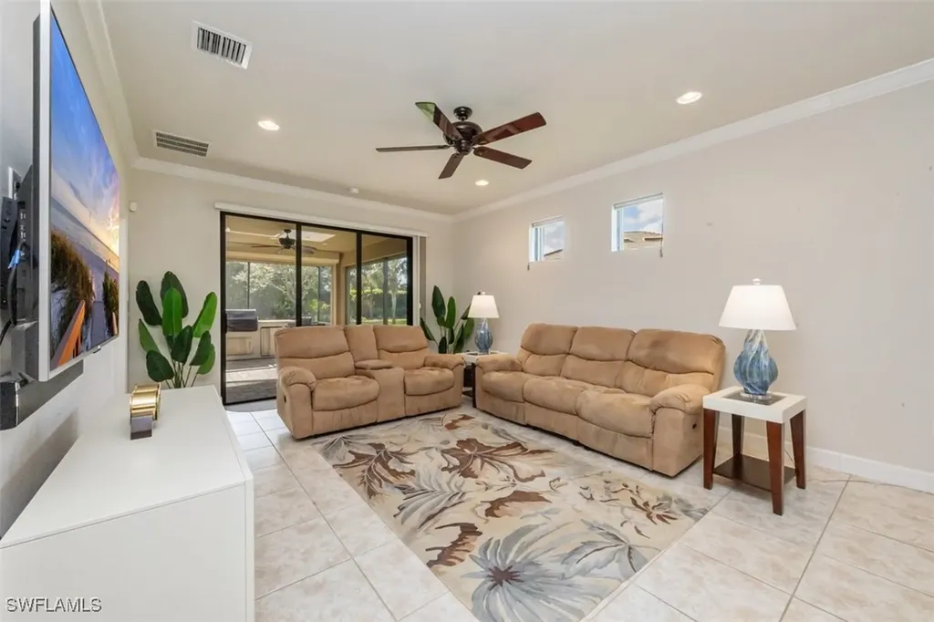 7176 Live Oak Drive Naples FL 34114