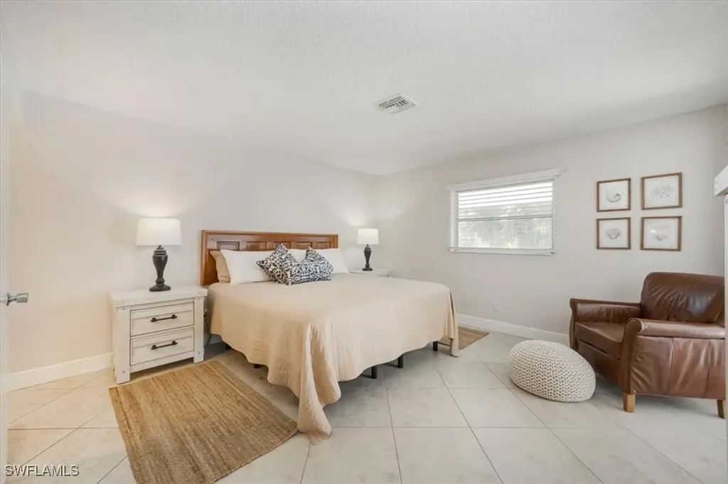 4126 Belair Lane Naples FL 34103