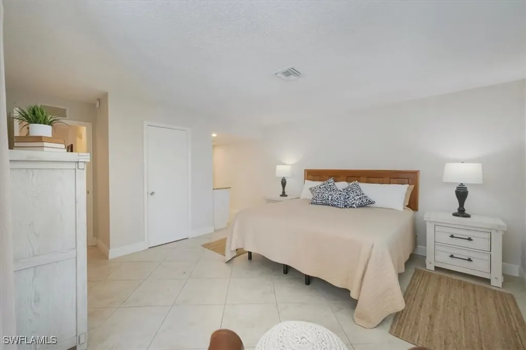 4126 Belair Lane Naples FL 34103