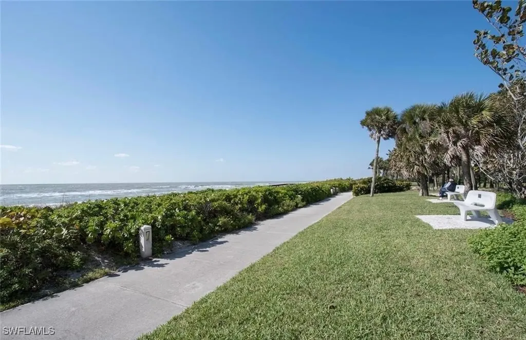 4126 Belair Lane Naples FL 34103