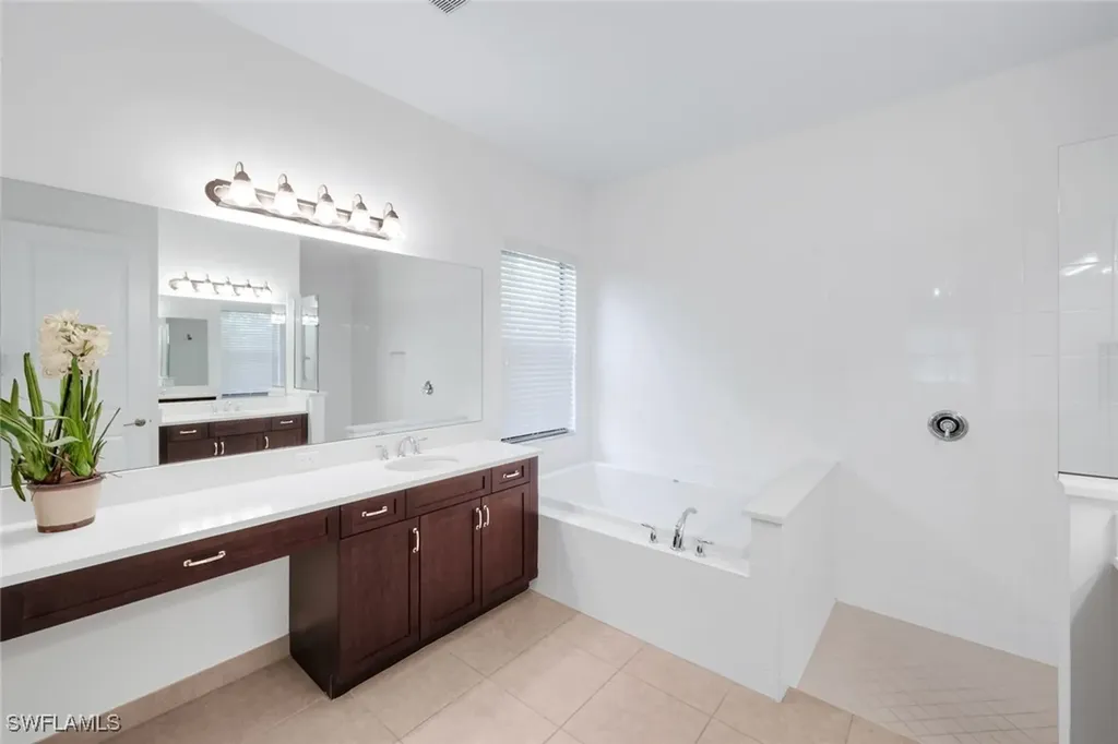 4549 Azalea Drive Naples FL 34119