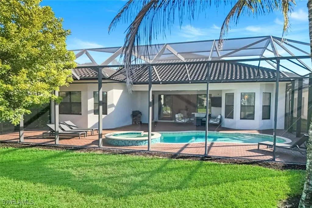 4549 Azalea Drive Naples FL 34119