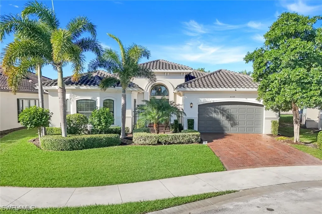4549 Azalea Drive Naples FL 34119