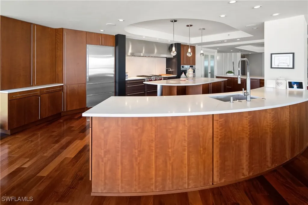 4601 Gulf Shore Boulevard N Naples FL 34103