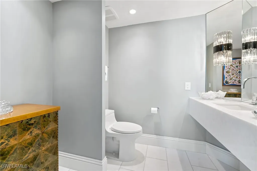 4601 Gulf Shore Boulevard N Naples FL 34103