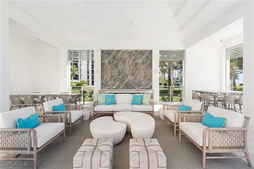 4601 Gulf Shore Boulevard N Naples FL 34103