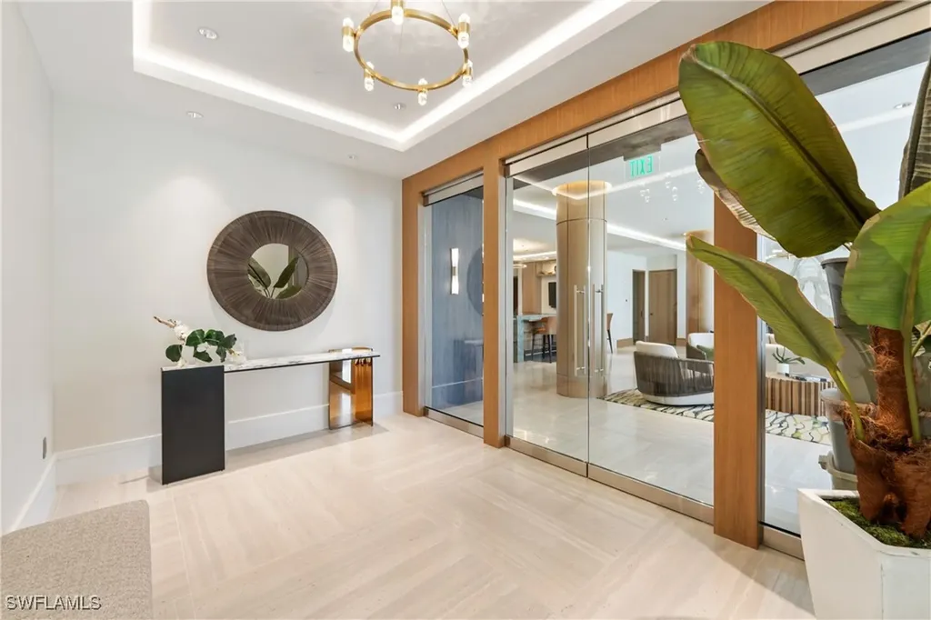 4601 Gulf Shore Boulevard N Naples FL 34103