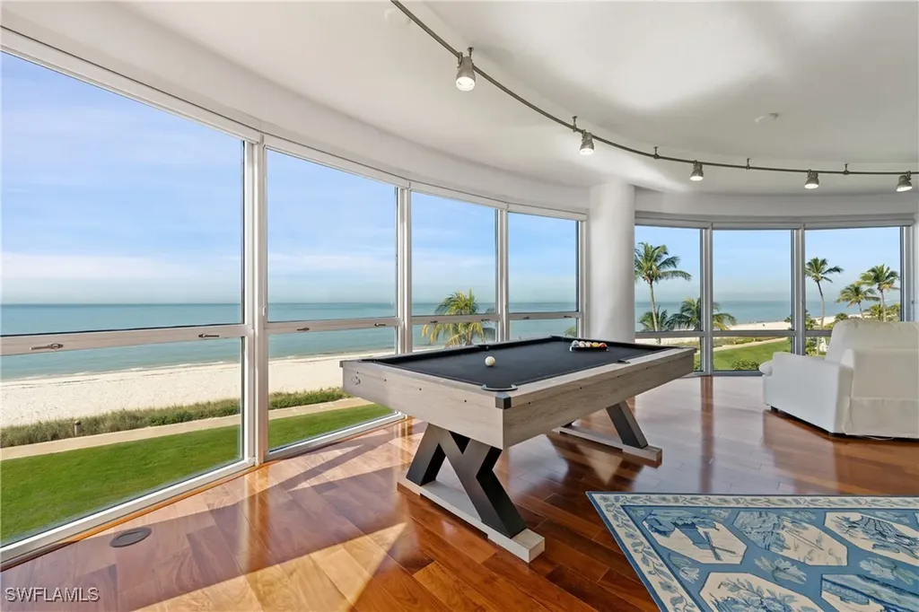 4601 Gulf Shore Boulevard N Naples FL 34103