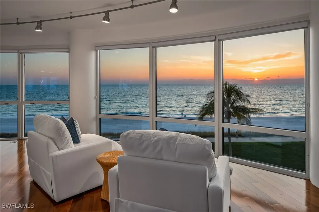 4601 Gulf Shore Boulevard N Naples FL 34103