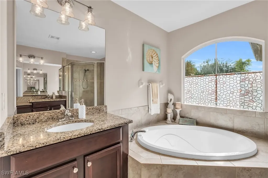 1517 Birdie Drive Naples FL 34120