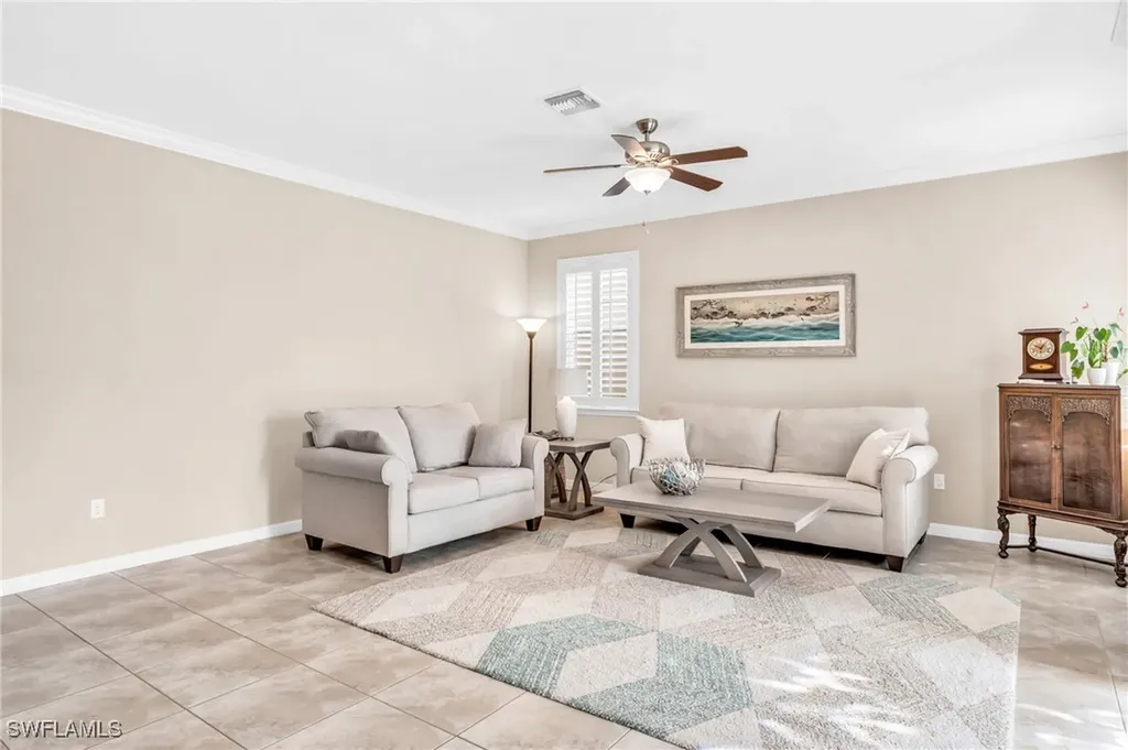 1517 Birdie Drive Naples FL 34120