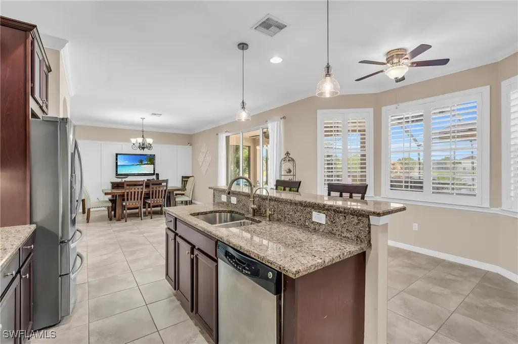 1517 Birdie Drive Naples FL 34120