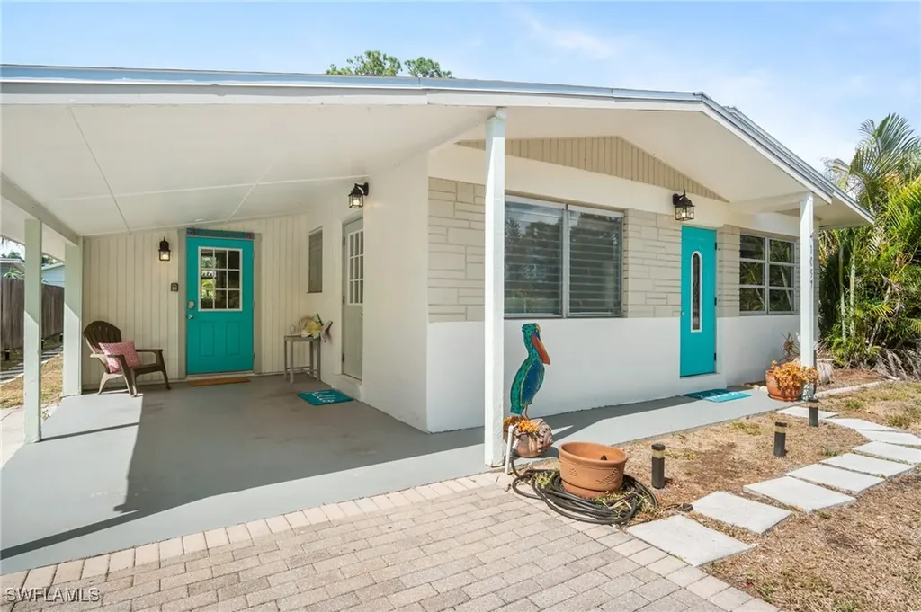 1097 Sperling Avenue Naples FL 34103