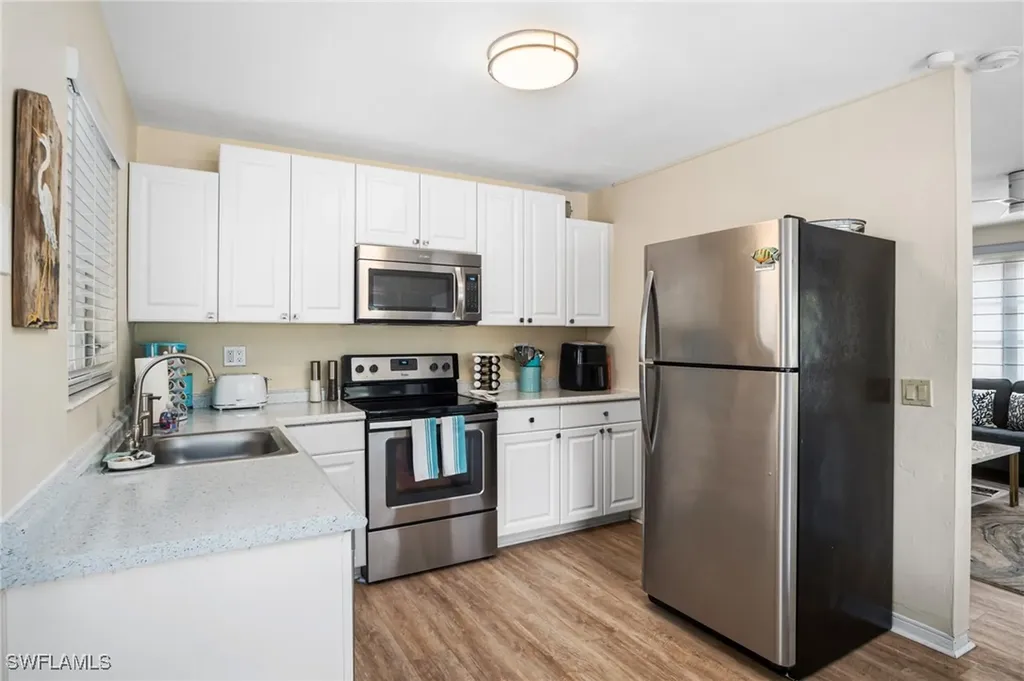 1097 Sperling Avenue Naples FL 34103
