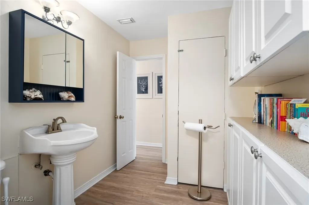 1097 Sperling Avenue Naples FL 34103