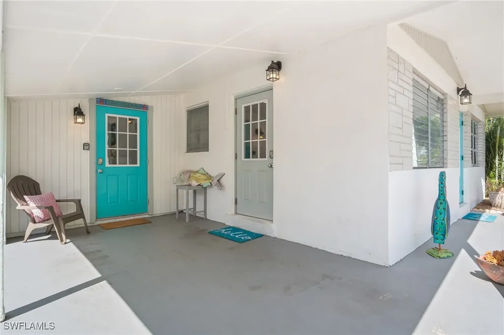 1097 Sperling Avenue Naples FL 34103