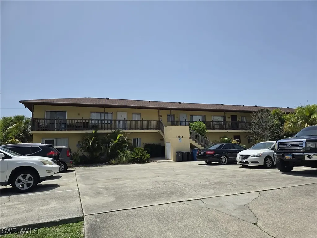 10632 Woods Circle Bonita Springs FL 34135