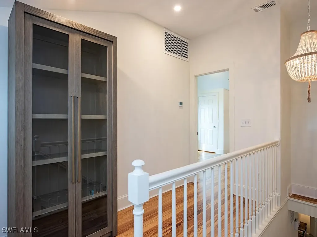 680 8th Avenue S Naples FL 34102
