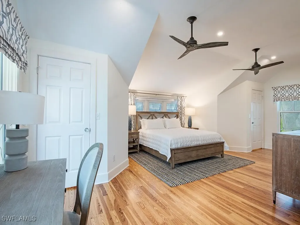 680 8th Avenue S Naples FL 34102