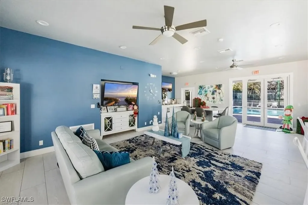 3745 Fieldstone Boulevard Naples FL 34109