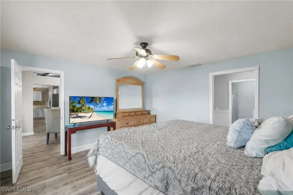 10570 Regent Circle Naples FL 34109