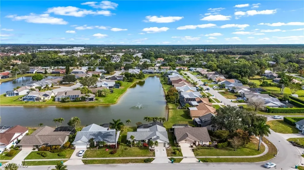 10570 Regent Circle Naples FL 34109
