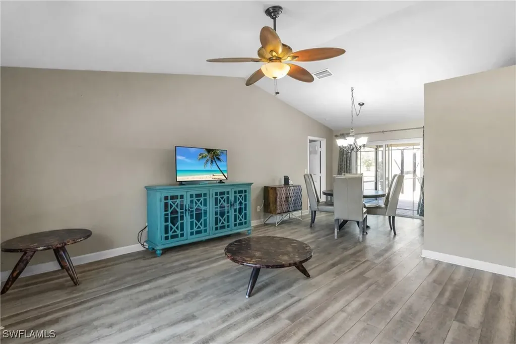 10570 Regent Circle Naples FL 34109