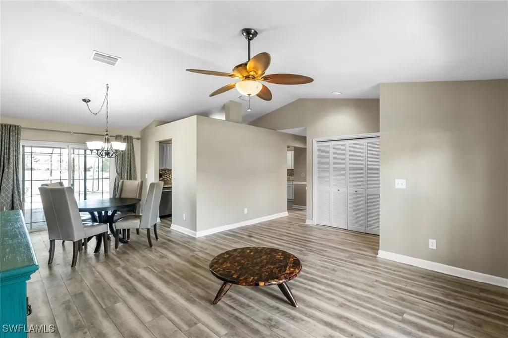 10570 Regent Circle Naples FL 34109