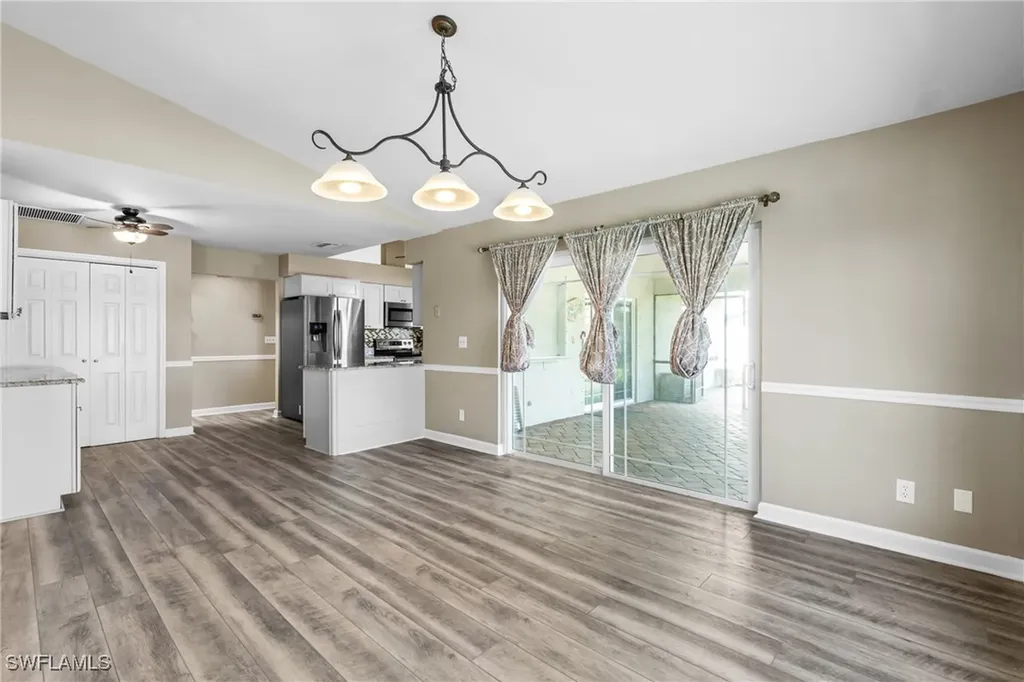 10570 Regent Circle Naples FL 34109