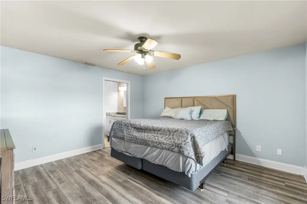 10570 Regent Circle Naples FL 34109