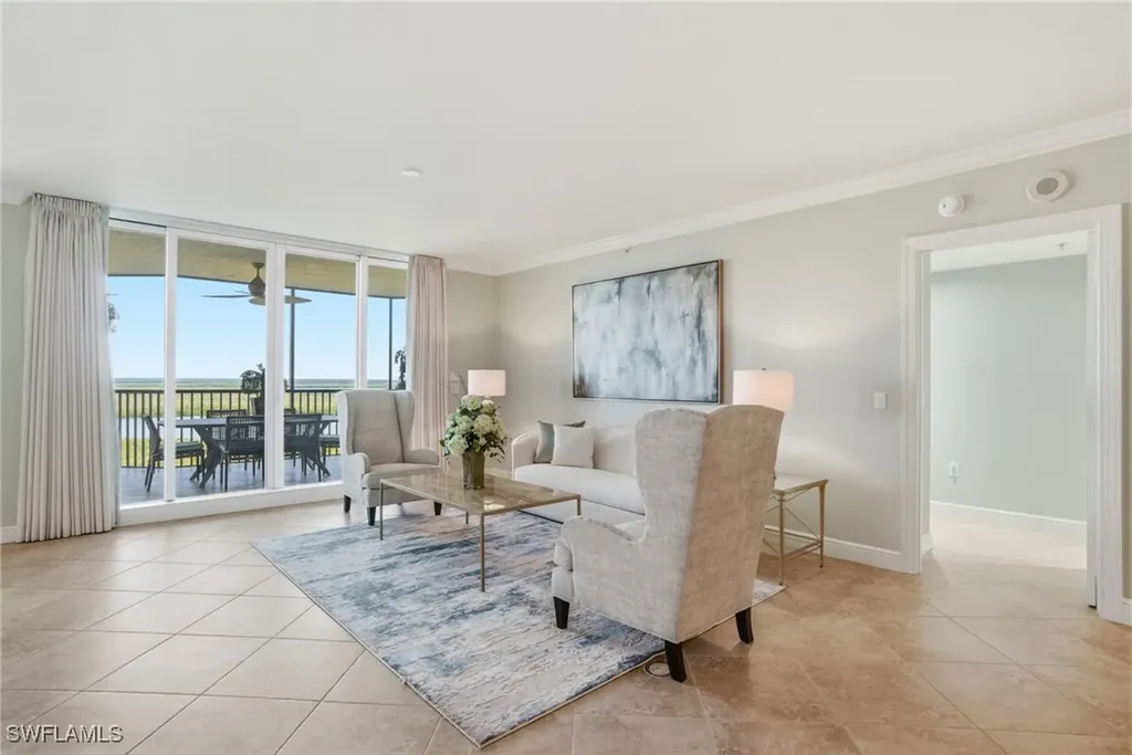 1060 Borghese Lane Naples FL 34114