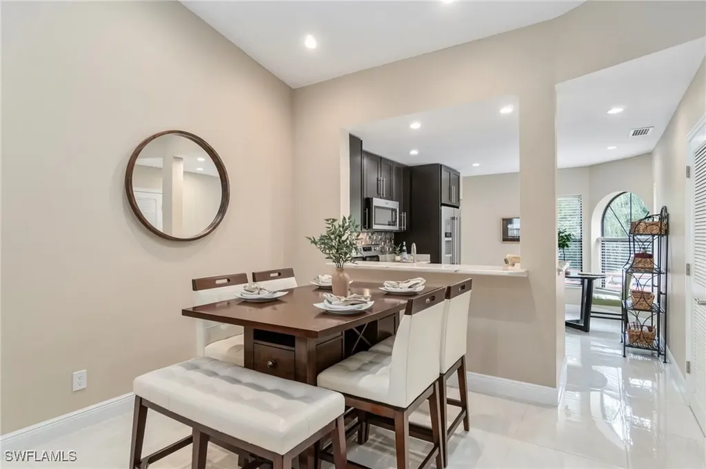 613 Serendipity Drive Naples FL 34108