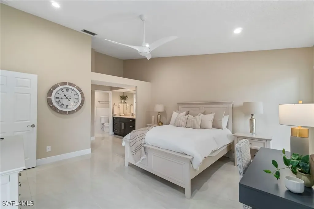 613 Serendipity Drive Naples FL 34108