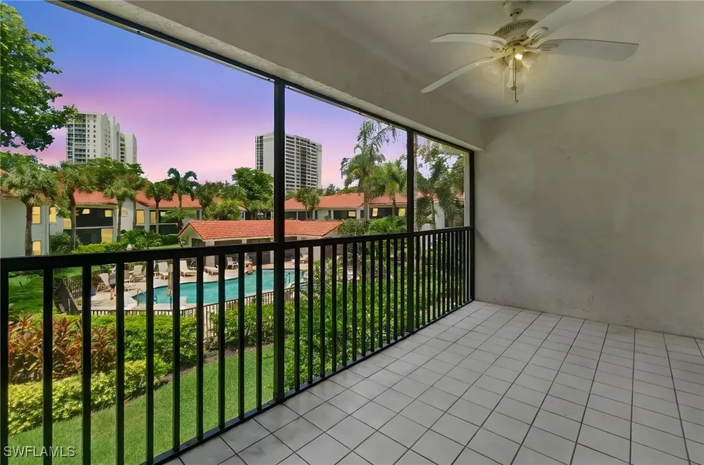 613 Serendipity Drive Naples FL 34108
