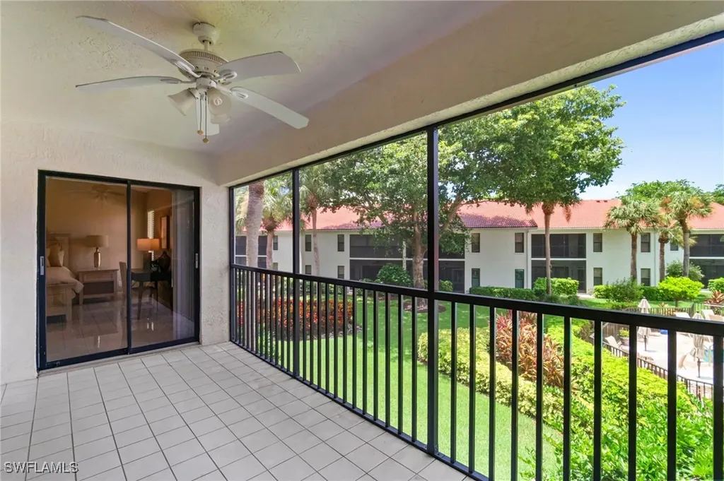 613 Serendipity Drive Naples FL 34108
