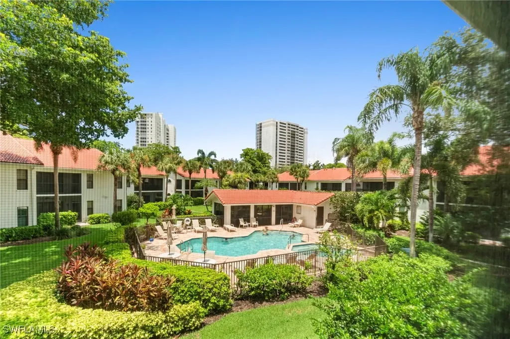 613 Serendipity Drive Naples FL 34108