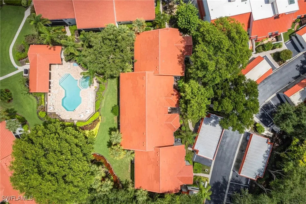 613 Serendipity Drive Naples FL 34108