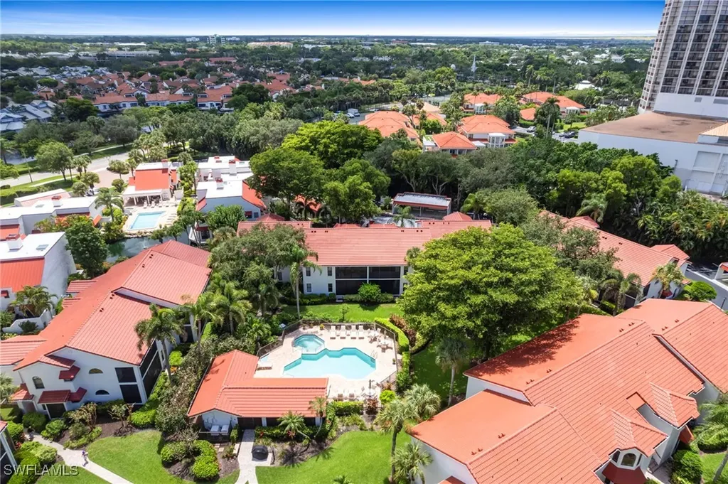 613 Serendipity Drive Naples FL 34108