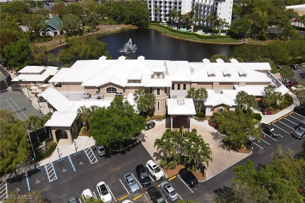 613 Serendipity Drive Naples FL 34108