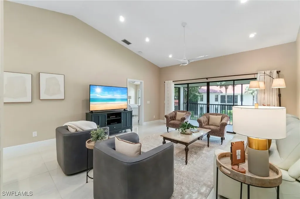 613 Serendipity Drive Naples FL 34108