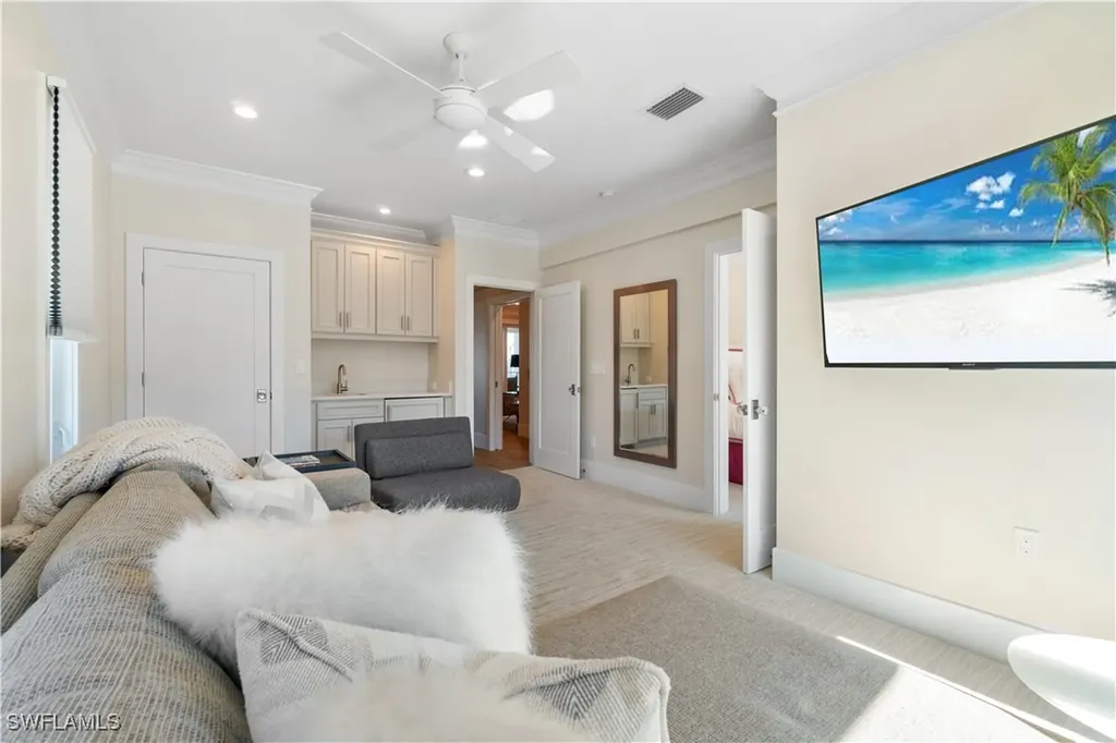 237 Bayfront Drive Bonita Springs FL 34134