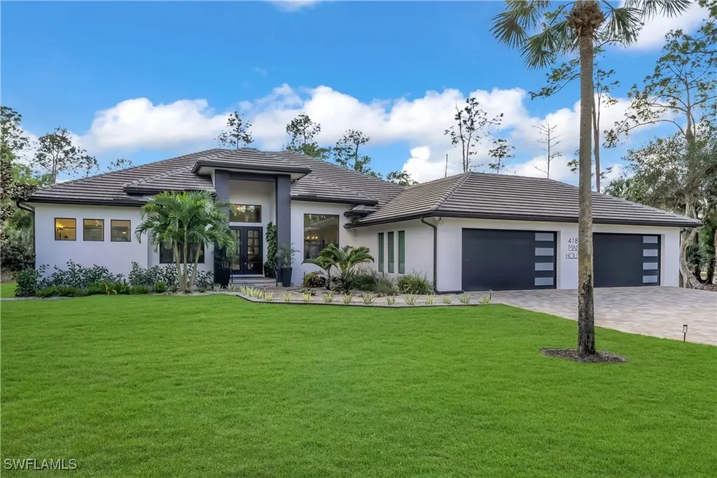 4186 3rd Avenue NW Naples FL 34119